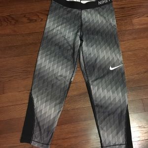 Nike Pro athletic leggings